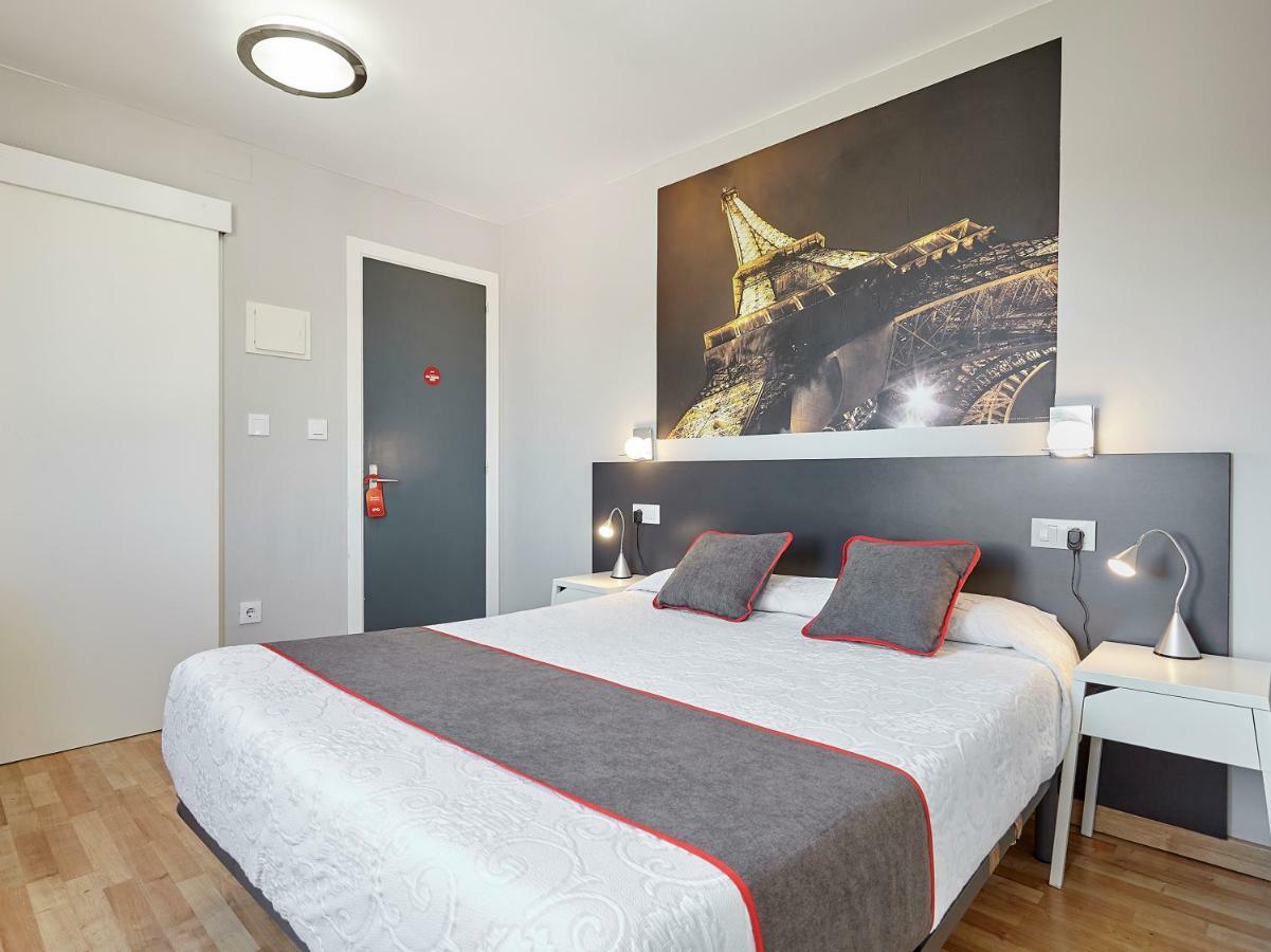Hostal Mas Ferrer Cornellá de Terri المظهر الخارجي الصورة