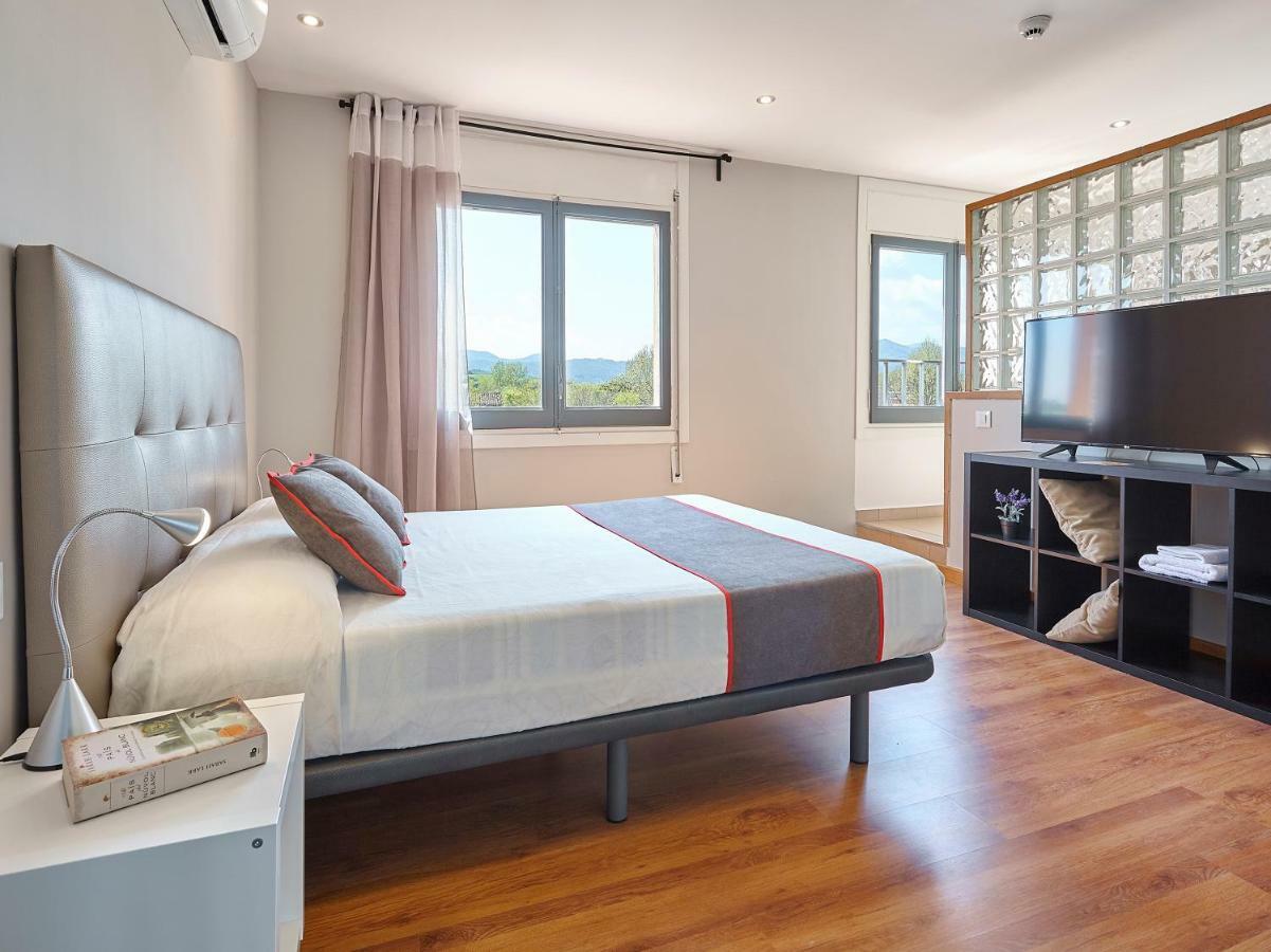 Hostal Mas Ferrer Cornellá de Terri المظهر الخارجي الصورة