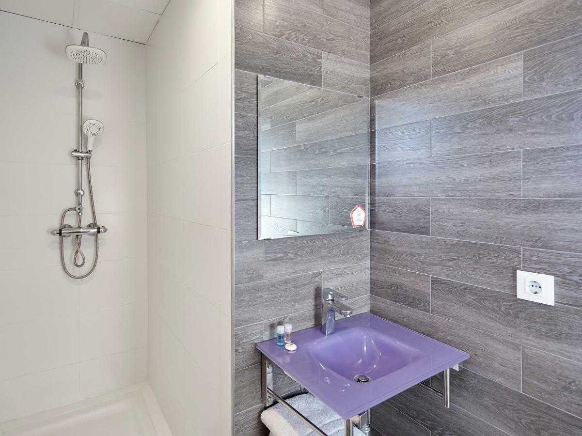 Hostal Mas Ferrer Cornellá de Terri المظهر الخارجي الصورة